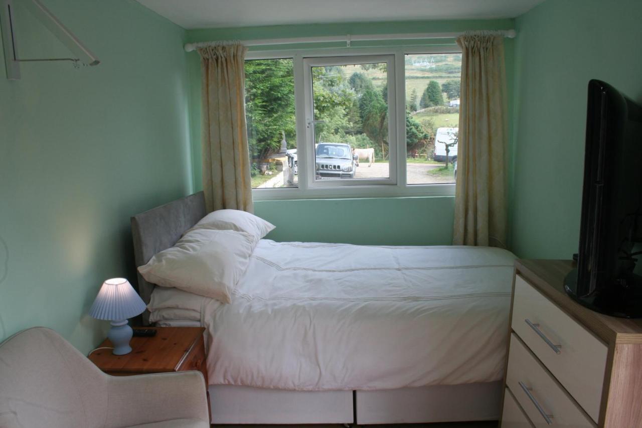 Coynant Farm Guesthouse - Farm Park Stay 斯旺西 客房 照片