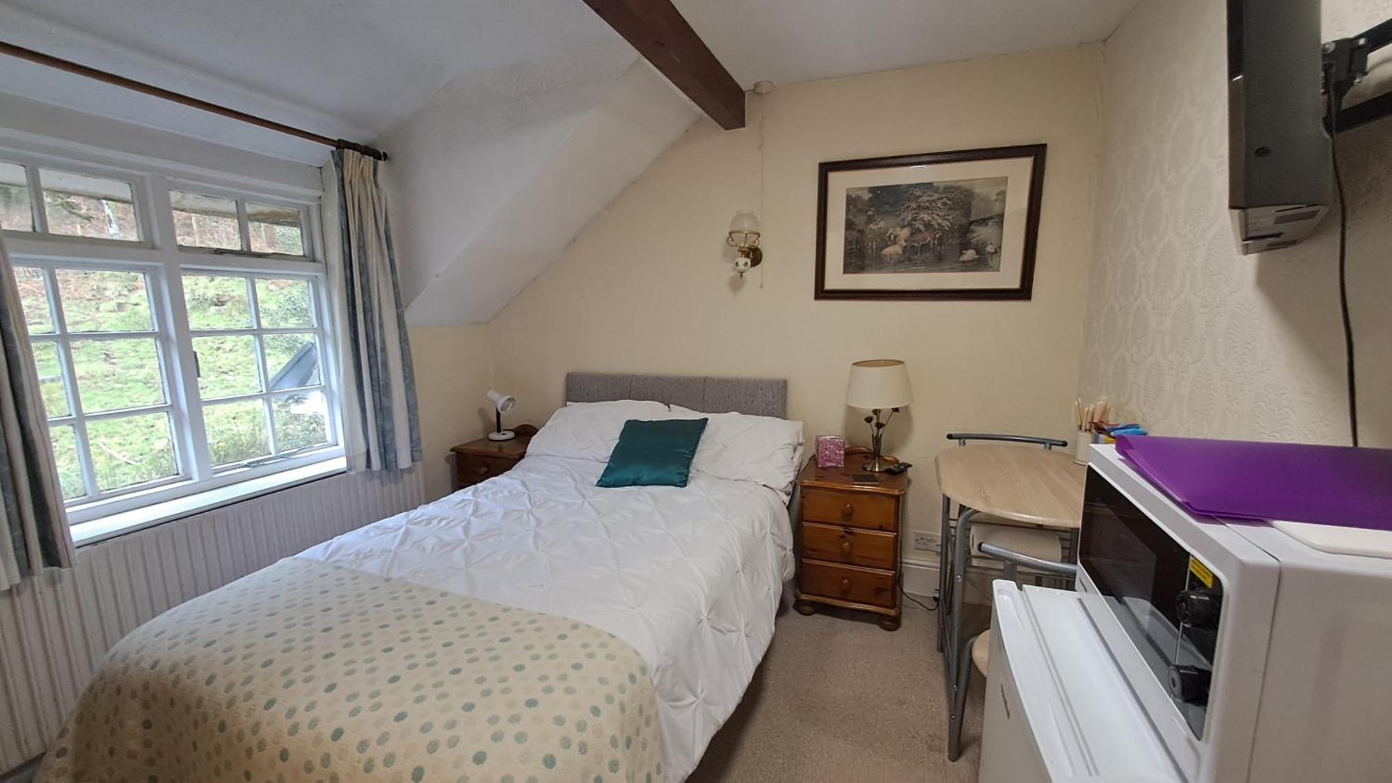 Coynant Farm Guesthouse - Farm Park Stay 斯旺西 外观 照片